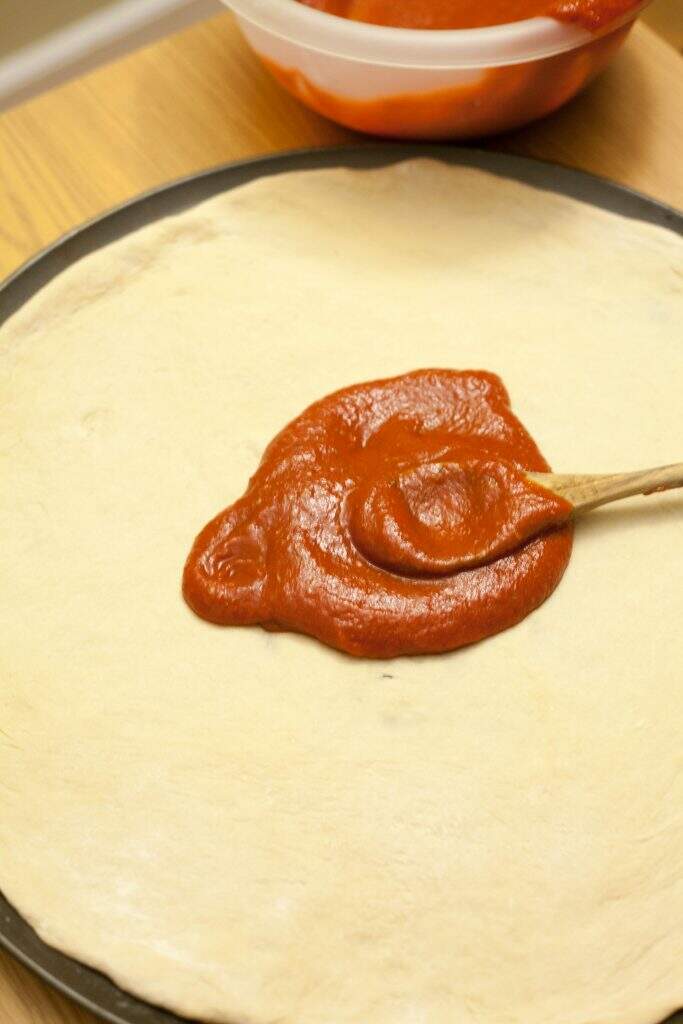 No Cook Homemade Pizza Sauce from Call Me Betty. This is the quickest way to put 100% homemade pizza on the table, and it's delicious too! This homemade pizza sauce recipe can be made with ingredients you probably have on hand callmebetty.com