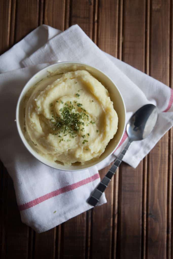 Learn to make creamy, rich, and perfectly creamy mashed potatoes for any occasion with this recipe