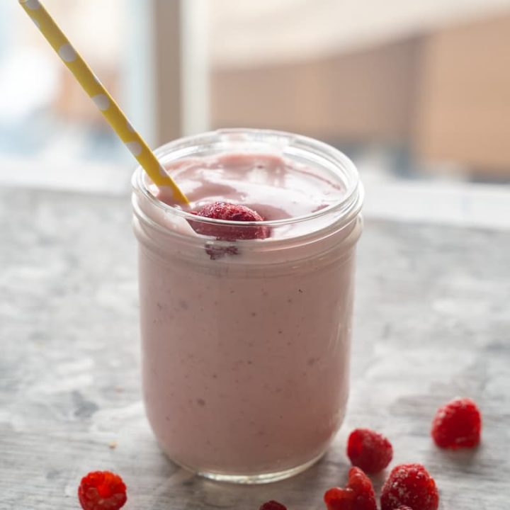 Health(ier) pink star smoothie (jamba juice copycat)